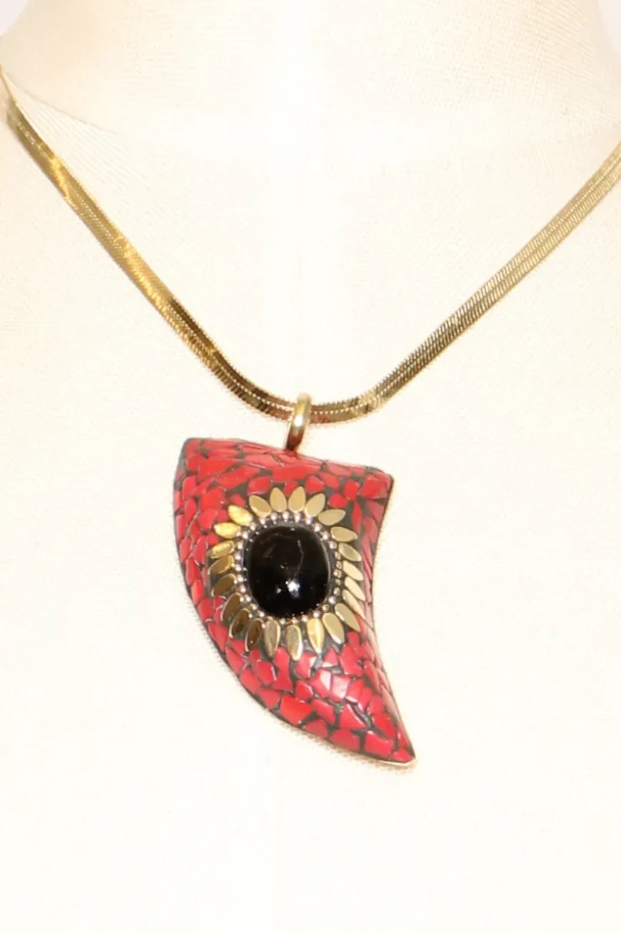 Collana chocker corno mosaico rosso/nero