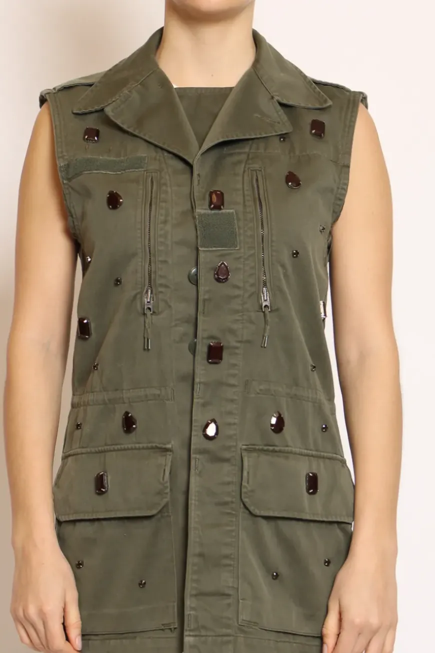 Gilet con applicazioni militare