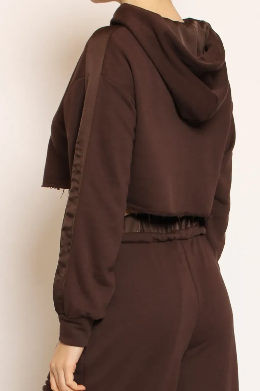 Maglia crop cappuccio cioccolato