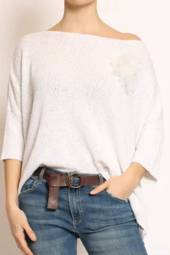 Maglia micropaillettes con spilla off white