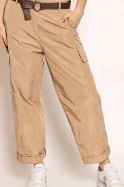 Pantalone cargo tessuto parachute peanut