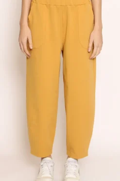 Pantalone mom fit felpa light senape