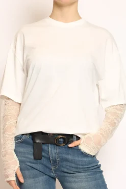 T-shirt con pizzo bianco
