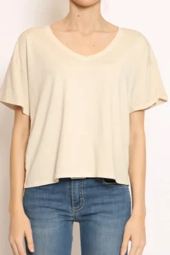 T-shirt scollo V mezza manica beige